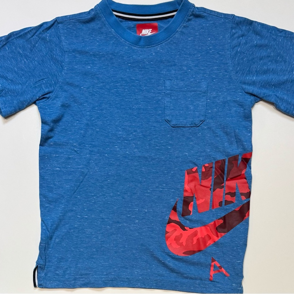 Nike Blue and Red Short Sleeve Tee